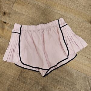 NWOT FP Movement Easy Tiger Side Pleat Shorts in Antique Blush Combo Size LARGE